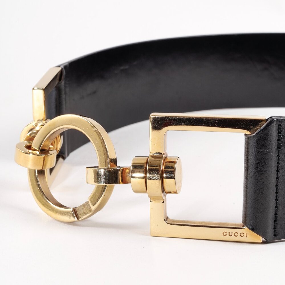 Gucci Black Leather Belt with Gold Hardware - Picture 3 of 5